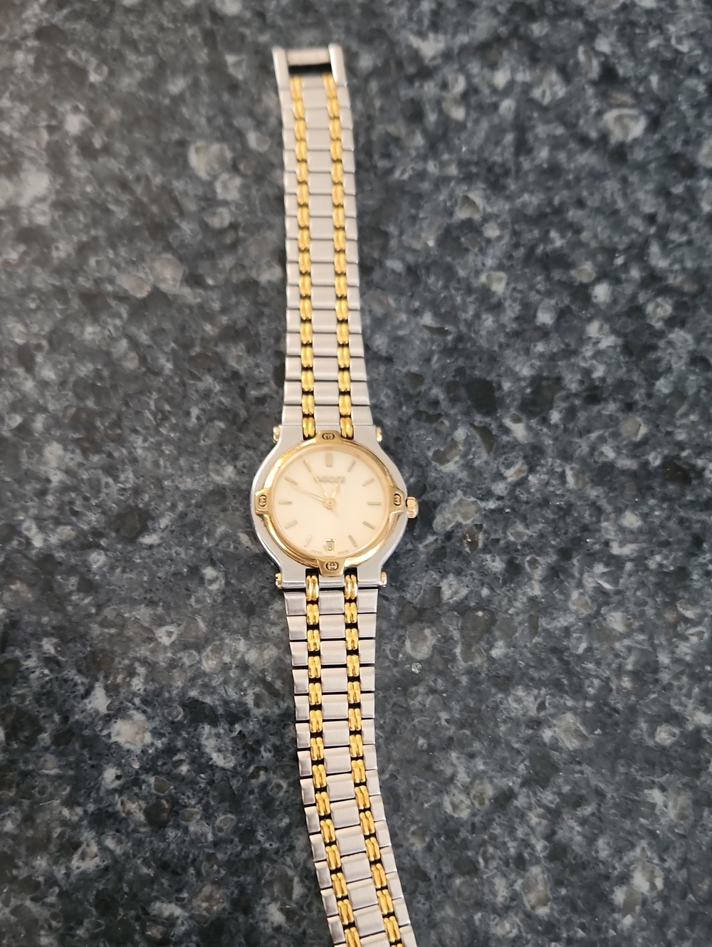Gucci Vintage Gold and Silver Two-Tone Women’s Bracelet Watch
